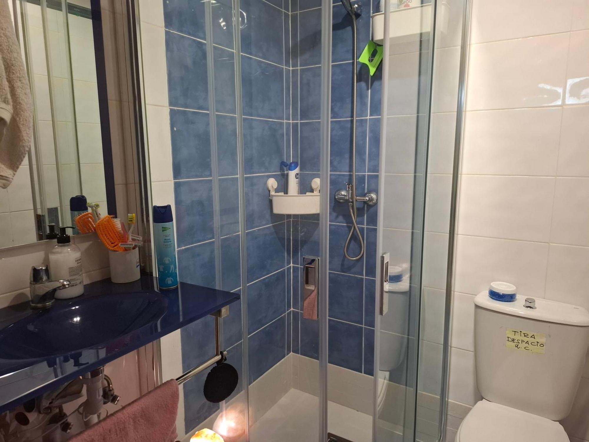 Habitaciones Individuales Wifi Tv Microondas Cerca Del Aeropuerto Madrid Habitacion Grande Wc Privado O Habitacion Pequena Wc Compartido Muy Tranquilas Bien Comunicadas Tren Metro Bus Facil Aparcamiento San Sebastián de los Reyes Buitenkant foto